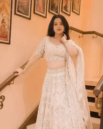 Escort Service In Kulti